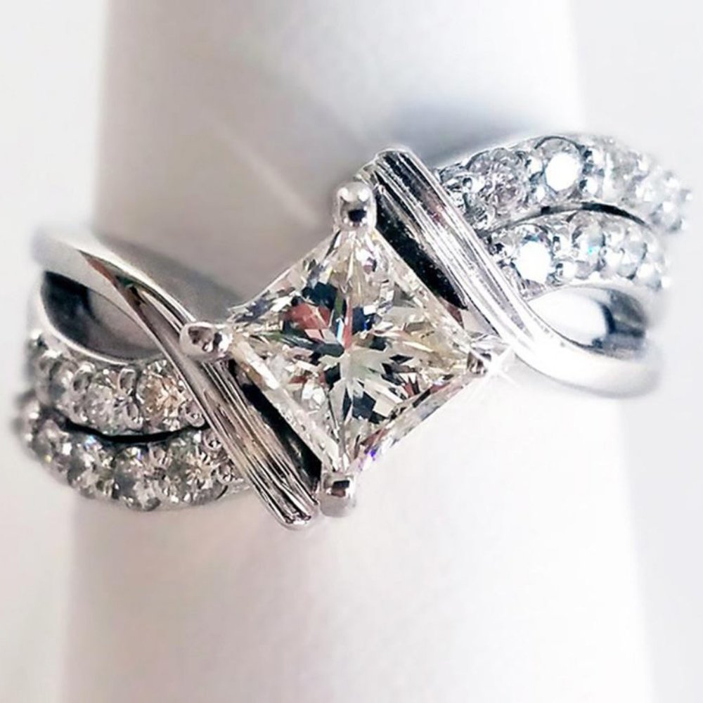 NEW 925 Silver Princess Cut Diamond Wave Ring